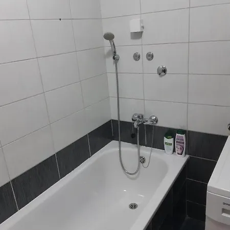 Apartman Klara شقة Donje Mladice